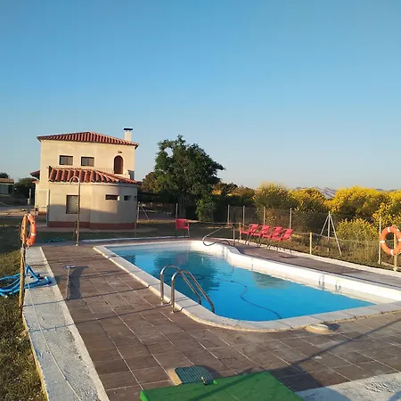 Hostel De *